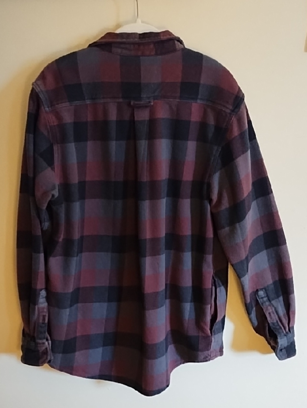 Orvis 100% Cotton Plaid Shirt in Burgundy & Slate Blue - Picture 7 of 7